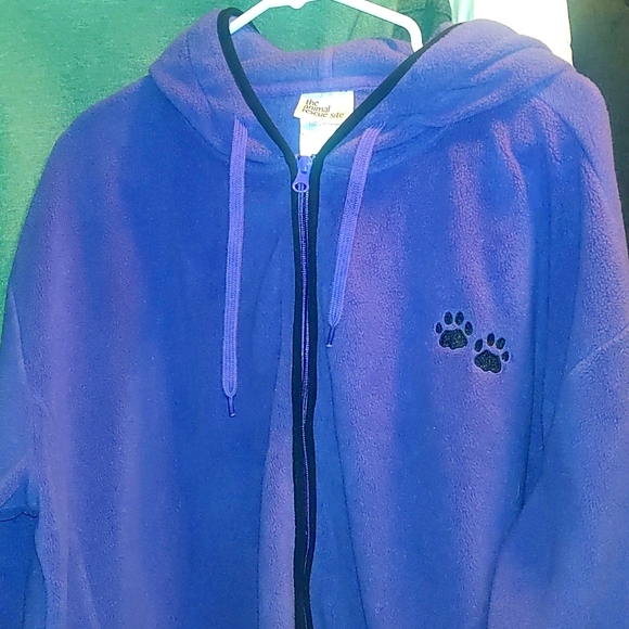 Woman's size 3XL animal rescue fleece - Picture 1 of 2